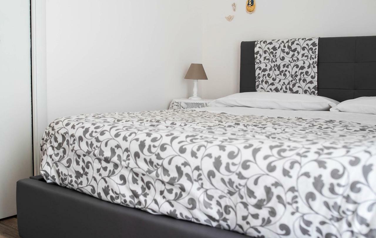 B&B Liola Патти Экстерьер фото