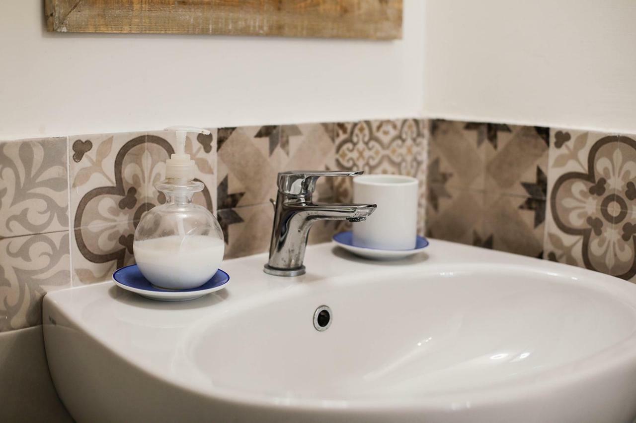B&B Liola Патти Экстерьер фото