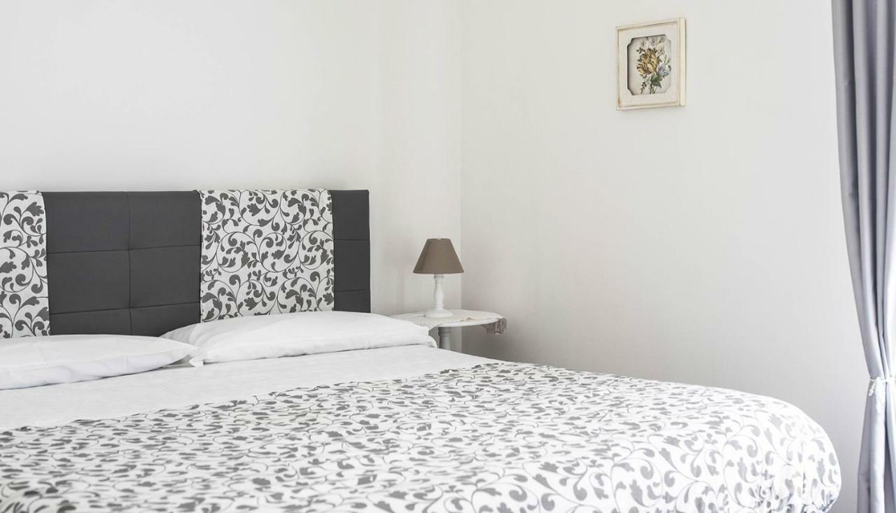 B&B Liola Патти Экстерьер фото