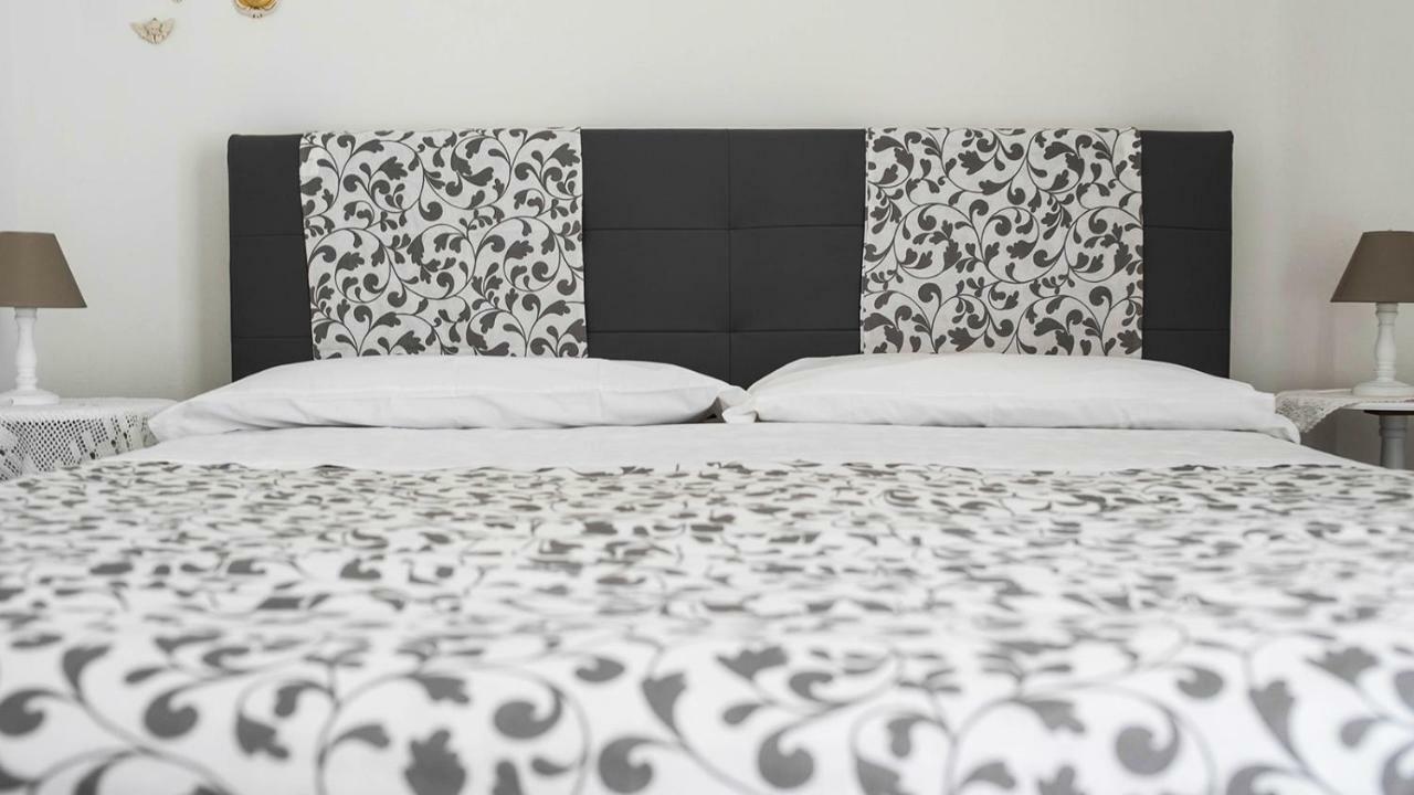 B&B Liola Патти Экстерьер фото