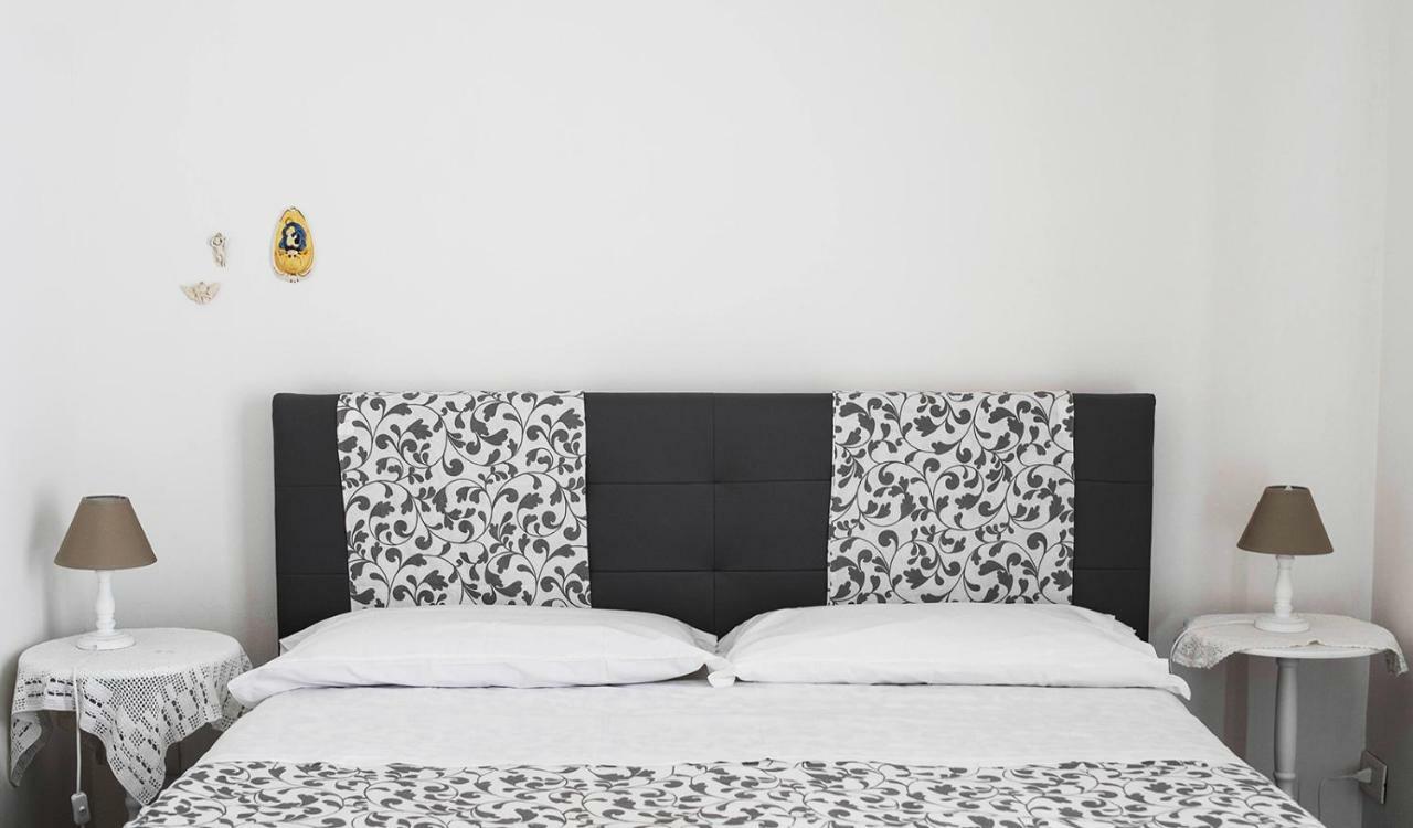B&B Liola Патти Экстерьер фото